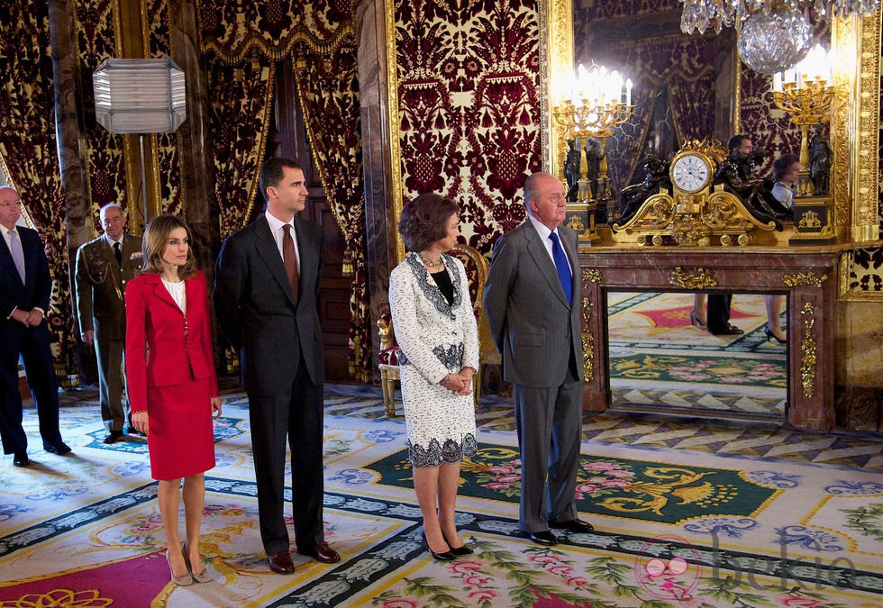 Los Príncipes de Asturias y los Reyes de España en el Palacio Real