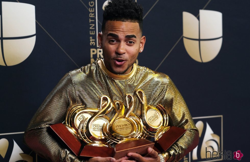 Ozuna en los premios Lo Nuestro con sus nueve galardones