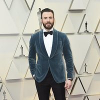 Chris Evans en la alfombra roja de los Premios Oscar 2019