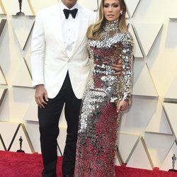 Jennifer Lopez y Alex Rodríguez en la alfombra roja de los Premios Oscar 2019