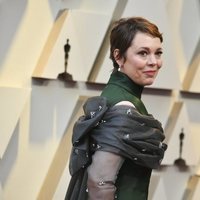 Olivia Colman en la alfombra roja de los Premios Oscar 2019
