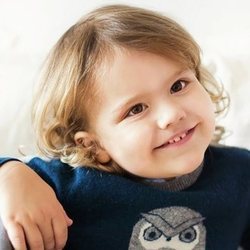 Alejandro de Suecia con 3 años
