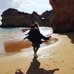David Bustamante, muy cariñoso con Yana Olina en el Algarve