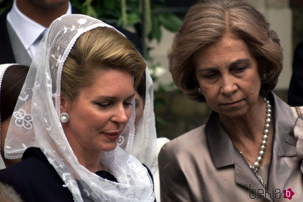 La Reina Sofía y Noor de Jordania en la boda de Alexia de Grecia y Carlos Morales