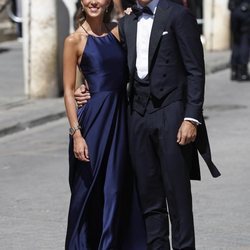 Álvaro Morata y su mujer Alice Campello a su llegada a la boda de Pilar Rubio y Sergio Ramos