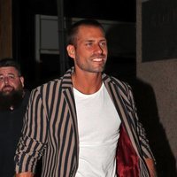 Albert Álvarez a su llegada a la fiesta de despedida de 'Supervivientes 2019'