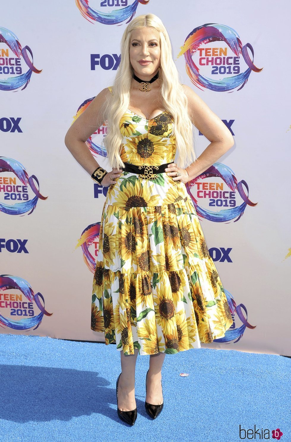 Tori Spelling en los Teen Choice Awards 2019