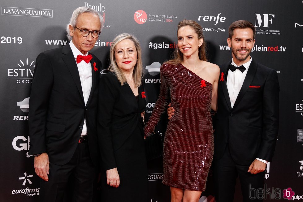 Bonaventura Clotet, Anna Fresquet, Aina y Marc Clotet en la gala People in Red 2019