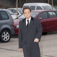 Josemi Rodríguez Sieiro llega al tanatorio donde se encuentra Ramón Rato
