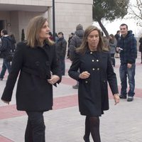 Fátima Báñez y Ana Mato en el tanatorio donde se encuentra Ramón Rato