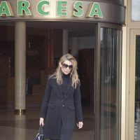 Patricia Rato en el tanatorio donde se encuentra Ramón Rato