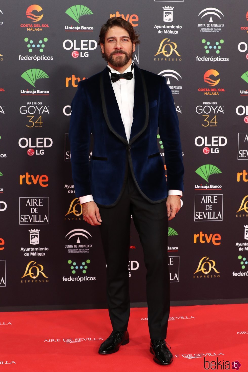 Félix Gómez en la alfombra roja de los Goya 2020