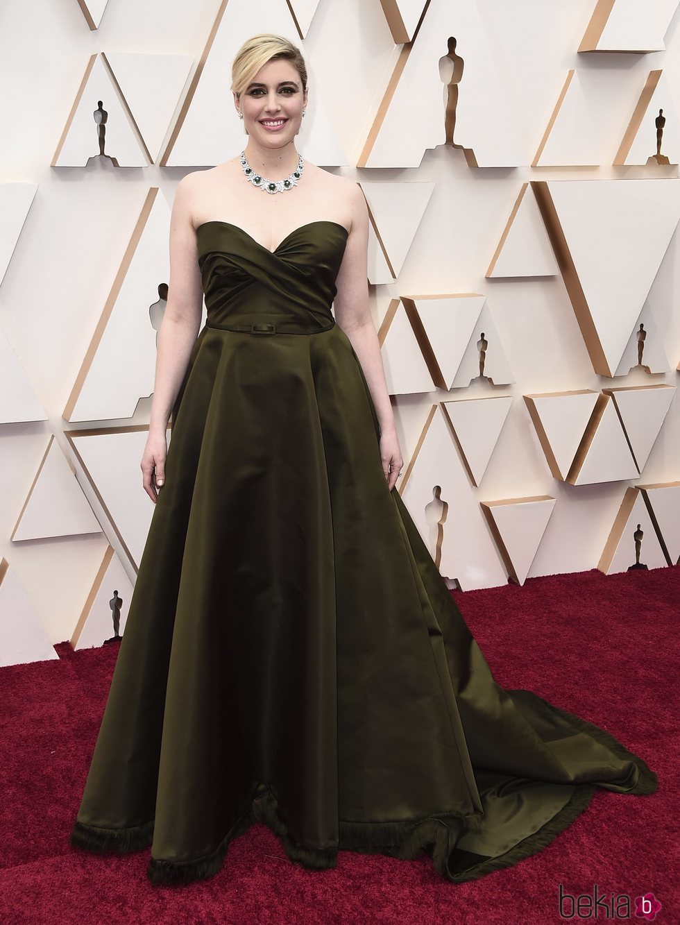Greta Gerwig en la alfombra de los Oscar 2020