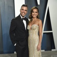 Jessica Alba y Cash Warren en la fiesta de Vanity Fair tras los Oscar 2020