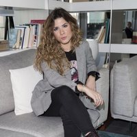 Posado de la cantante Miriam Rodríguez