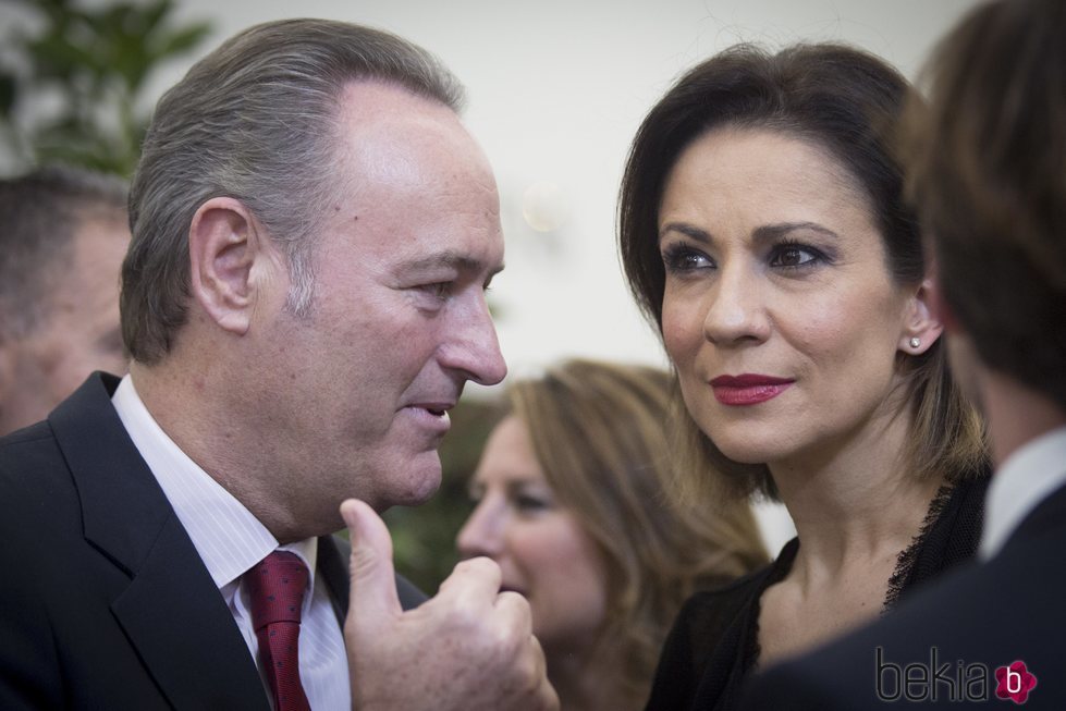 Silvia Jato y Alberto Fabra en un evento público