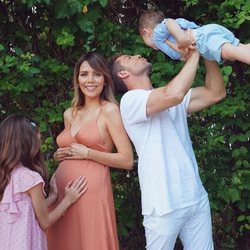 David Bisbal y Rosanna Zanetti con Ella y Matteo Bisbal