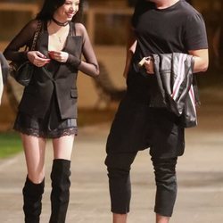 Alejandra Rubio, de paseo por Madrid en la fase 1 con un amigo