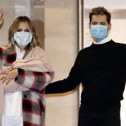 David Bisbal y Rosanna Zanetti presentan a su hija