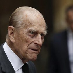 El Duque de Edimburgo en el funeral de Patricia Knatchbull