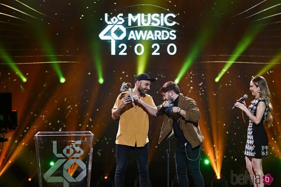 Nil Moliner recoge su premio en Los 40 Music Awards 2020
