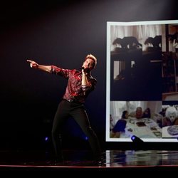 David Bisbal durante su actuación en Los 40 Music Awards 2020