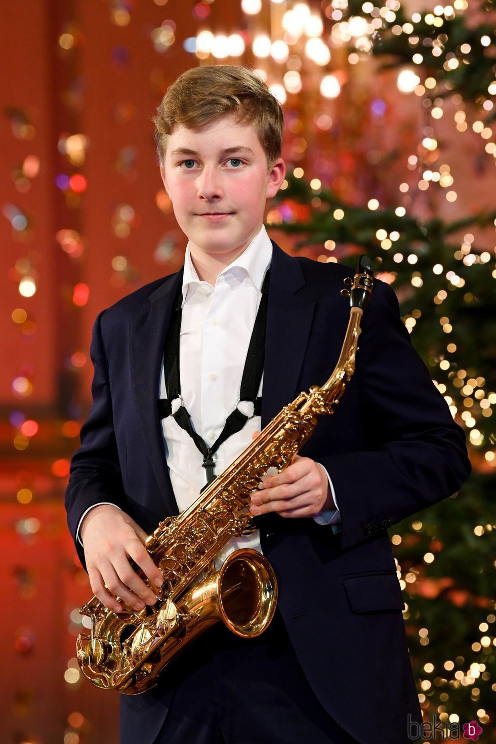 Emmanuel de Bélgica con su saxofón en el concierto de Navidad 2020