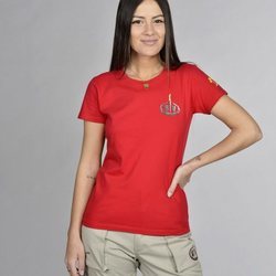 Melyssa Pinto posando en la foto oficial de 'Supervivientes 2021'