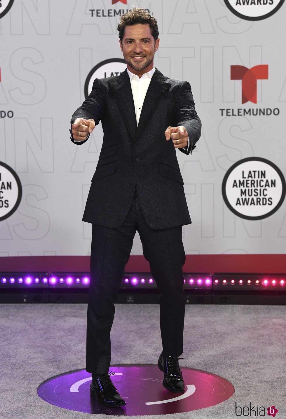 David Bisbal en la alfombra roja de los Latin American Music Awards 2021