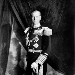 El Duque de Edimburgo en la coronación de la Reina Isabel en 1953