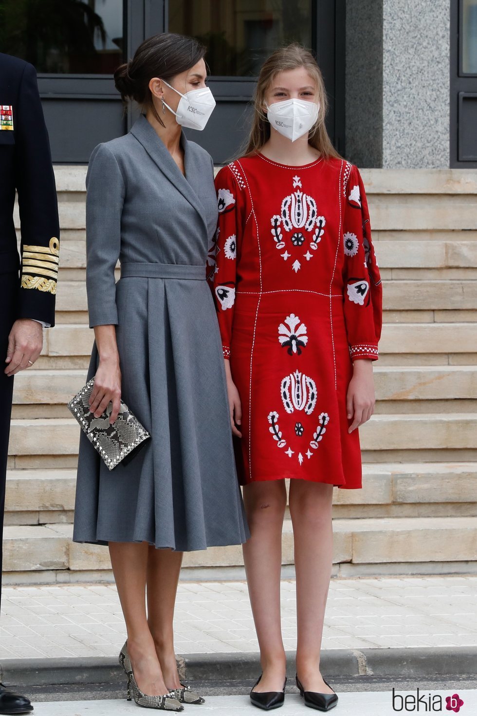 La Reina Letizia y la Infanta Sofía en la puesta a flote del Submarino S-81 Isaaac Peral en Cartagena