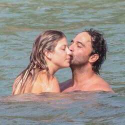 Anita Matamoros y Nacho Santandreu, derrochando pasión en Ibiza