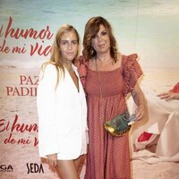 Belinda Washington y su hija en el estreno de la obra de teatro 'El humor de mi vida'