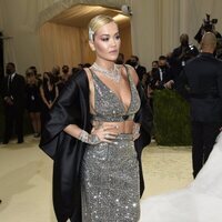 Rita Ora en la MET Gala 2021