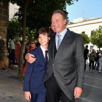 Bertín Osborne y su hijo Carlos en la boda de su hija Claudia Osborne