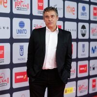 Eduard Fernández en la alfombra roja de los Premios Platino 2021