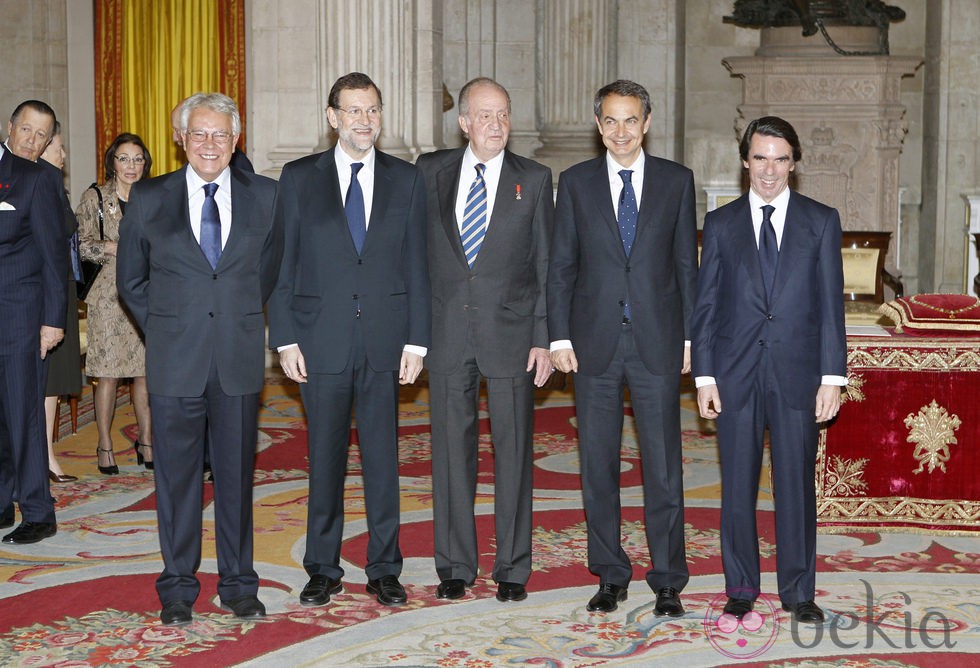 Felipe González, Mariano Rajoy, el Rey, José Luis Rodríguez Zapatero y José María Aznar