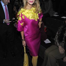 Carmen Lomana en el desfile de Ágatha Ruíz de la Prada en Fashion Week Madrid