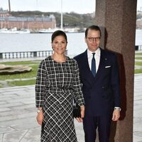 Victoria y Daniel de Suecia en el almuerzo en honor a los Reyes de España