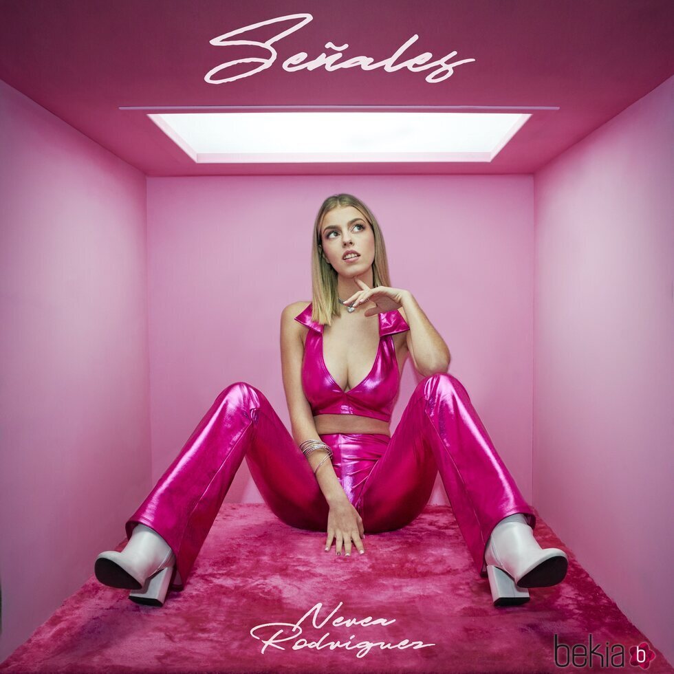 Nerea Rodríguez en la portada de 'Señales'