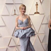 Nicole Kidman en la alfombra roja de los Premios Oscar 2022