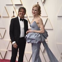 Keith Urban y Nicole Kidman en la alfombra roja de los Premios Oscar 2022