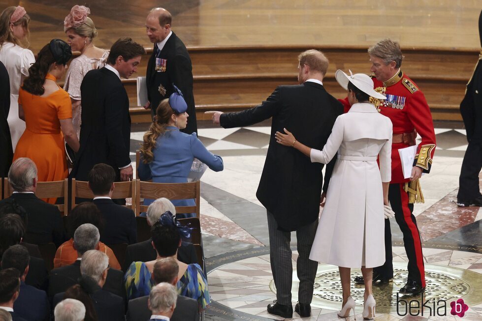 El Príncipe Harry y Meghan Markle, Beatriz de York y Edo Mapelli, Eugenia de York y los Wessex en el Servicio de Acción de Gracias por el Jubileo de Platin