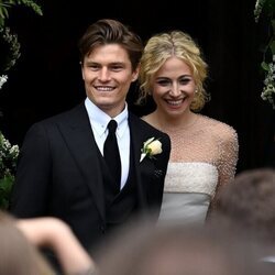 Pixie Lott y Oliver Cheshire se dan el 'sí, quiero'