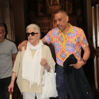 Lola Herrera y Elio Valderrama en el funeral en memoria de Jesús Mariñas