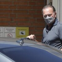 Bertín Osborne visita a su hija Claudia Osborne y a su nieta recién nacida