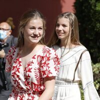 La Princesa Leonor y la Infanta Sofía en el Museo de Dalí de Figueres con motivo de los Premios Princesa de Girona