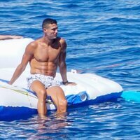 Cristiano Ronaldo disfrutando del mar en Ibiza