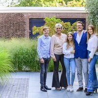 Constantino y Laurentien de Holanda con sus hijos Eloise, Claus y Leonore de Orange-Nassau
