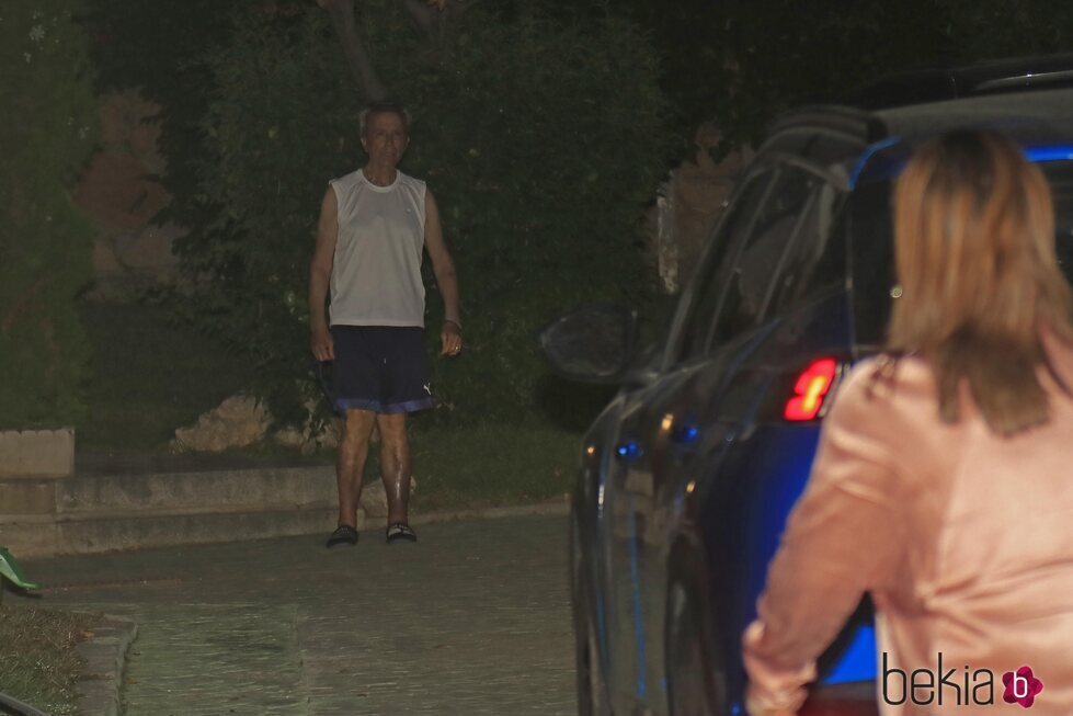 Ortega Cano esperando a Ana María Aldón tras 'Ya es verano'